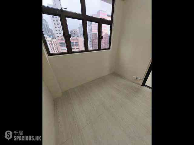 Mong Kok - Kai Wan Building 05