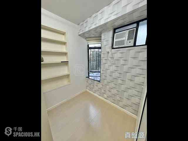 Quarry Bay - Kornhill Block P 07