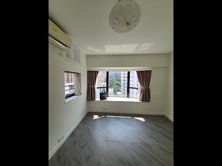 Mid Levels West - Euston Court 04