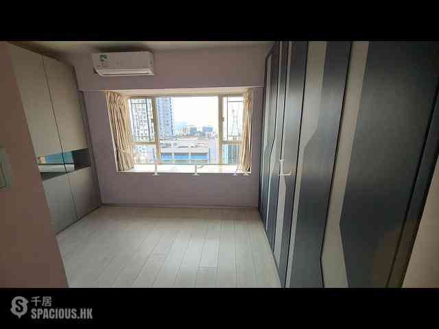 North Point - Island Place 04
