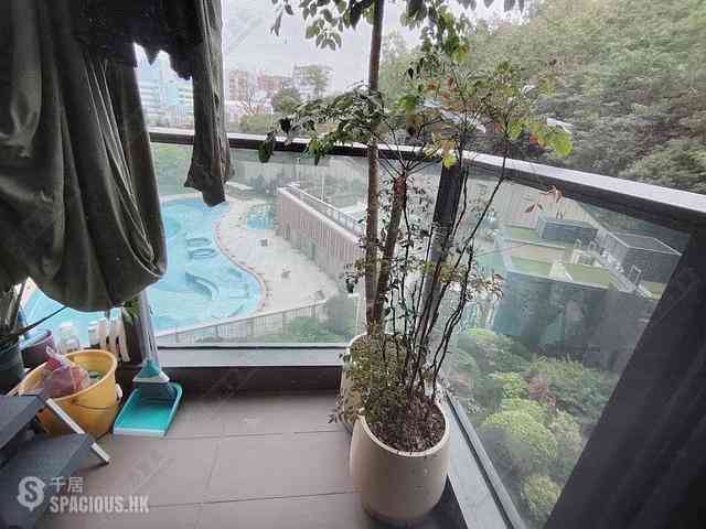 Ho Man Tin - Mantin Heights Block 10 04
