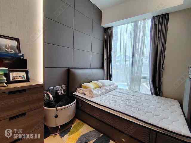 Ho Man Tin - Mantin Heights Block 10 06