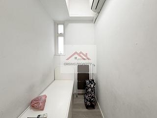 Wan Chai - Sun Tao Building 08
