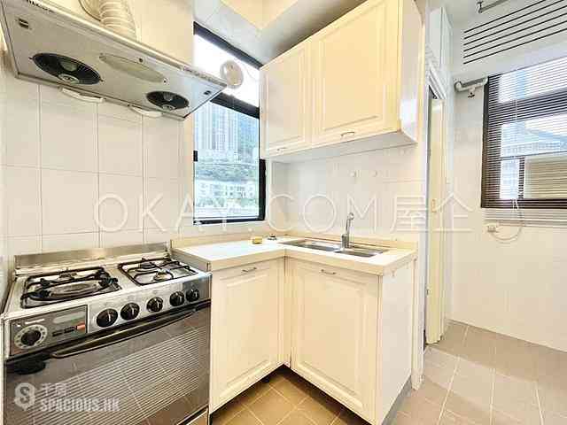 Happy Valley - Holly Court 01