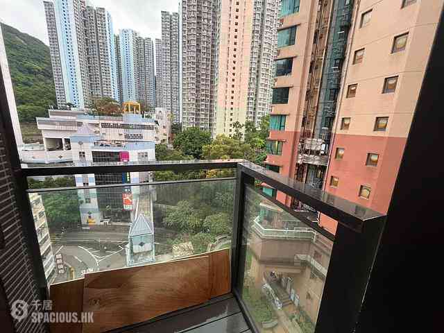 Sai Wan Ho - Parker 33 02