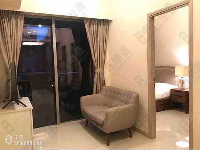Sai Ying Pun - King's Hill 01