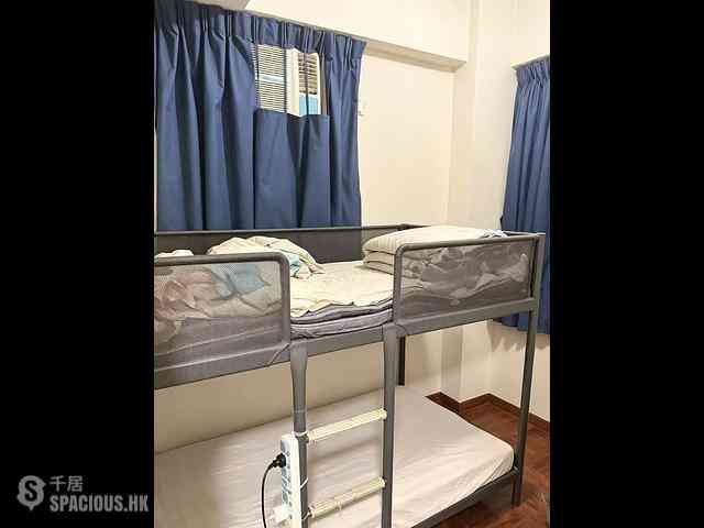 Sai Ying Pun - Tak Lee Building 03