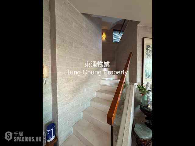 Tung Chung - Coastal Skyline Phase 1 Block 3 16