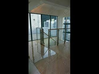 Mid Levels West - 80 Robinson Road 16