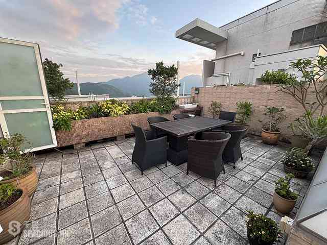 Tung Chung - Coastal Skyline Phase 1 Block 3 07