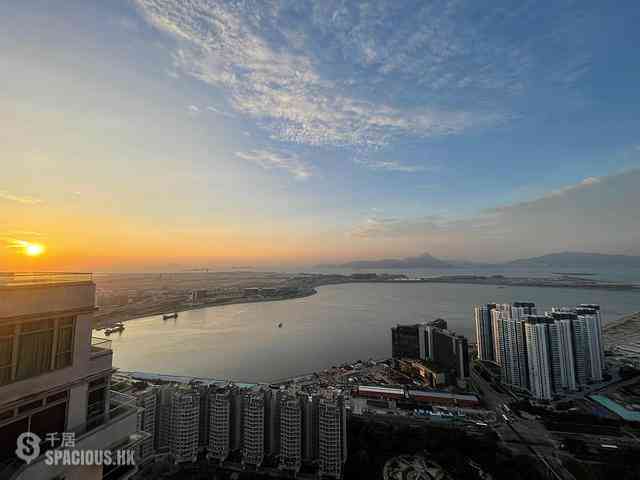 Tung Chung - Coastal Skyline Phase 1 Block 3 01