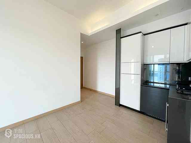 Tung Chung - Century Link Phase 1 Tower 3A 04