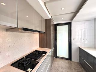 Stanley - Redhill Peninsula Site A (Phase 4) 05