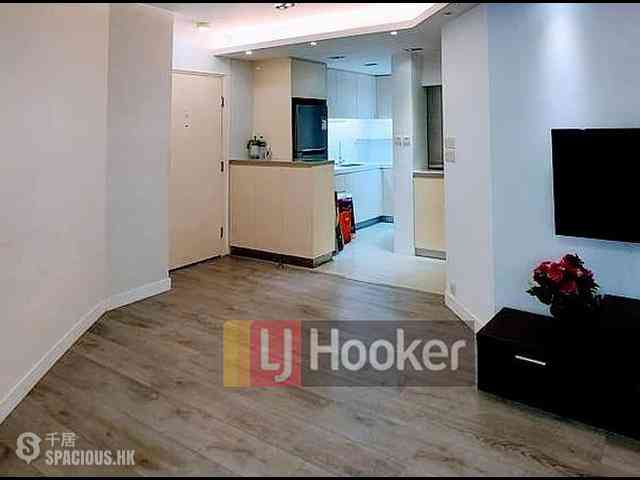 Mid Levels West - Euston Court 02