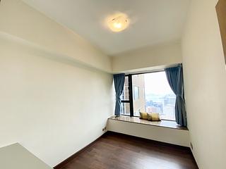 Mid Levels Central - Tavistock II 03