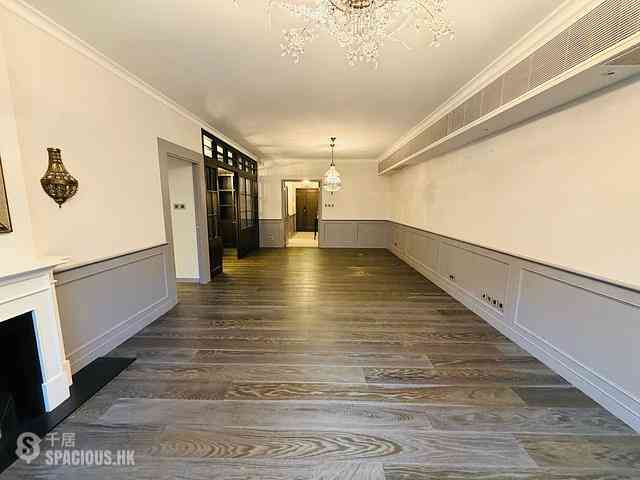 Mid Levels Central - Clovelly Court Block 2 02