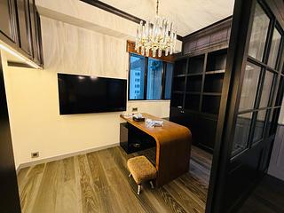 Mid Levels Central - Clovelly Court Block 2 05