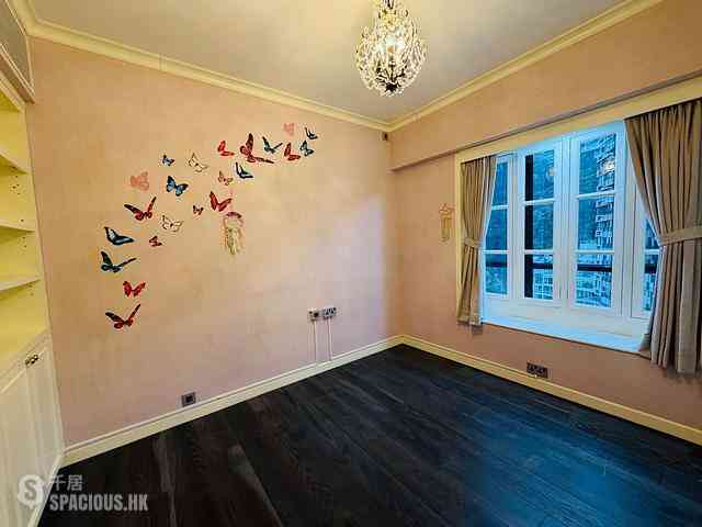 Mid Levels Central - Clovelly Court Block 2 09