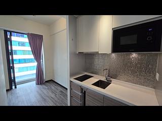 Sheung Wan - AVA128 04