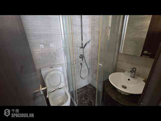 Sheung Wan - AVA128 07