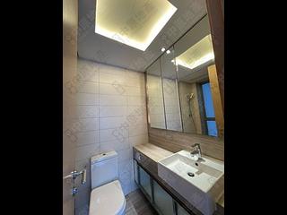 Sai Ying Pun - Island Crest Block 2 06