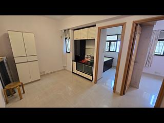 Shek Tong Tsui - Kwan Yick Building Phase 1 06