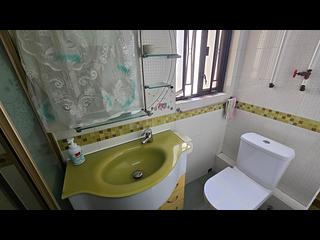 Shek Tong Tsui - Kwan Yick Building Phase 1 09