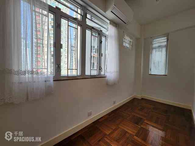 Sai Ying Pun - 55-57, Bonham Road 06