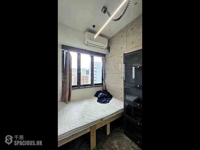 Wan Chai - Silvervale Mansion 04