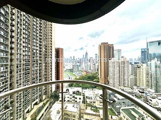 Happy Valley - Beverly Hill 02