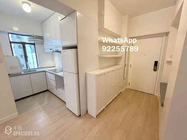 Sheung Wan - Welland Building 05