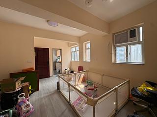Sai Ying Pun - 276-278, Des Voeux Road West 02