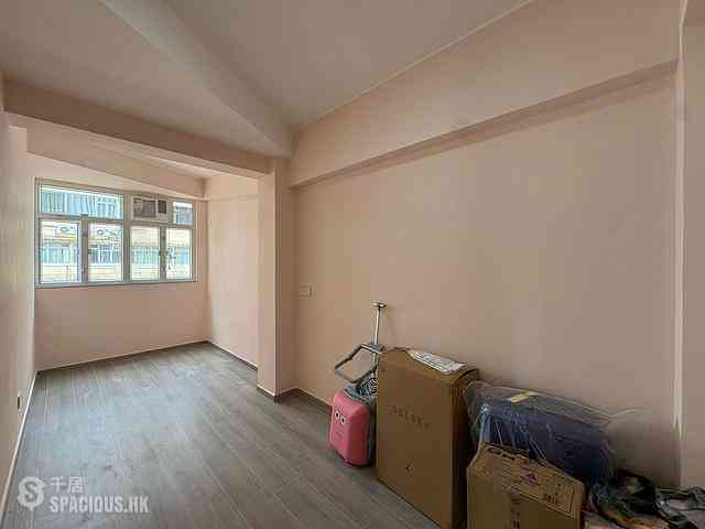Sai Ying Pun - 276-278, Des Voeux Road West 05