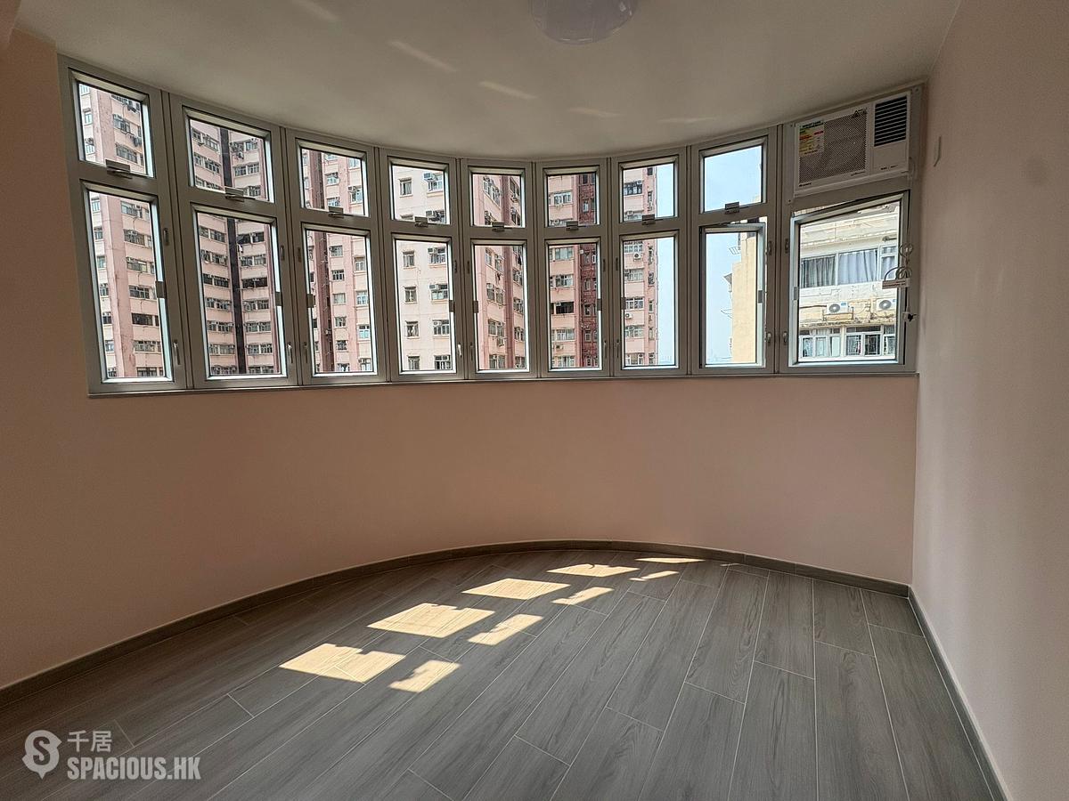 Sai Ying Pun - 276-278, Des Voeux Road West 01
