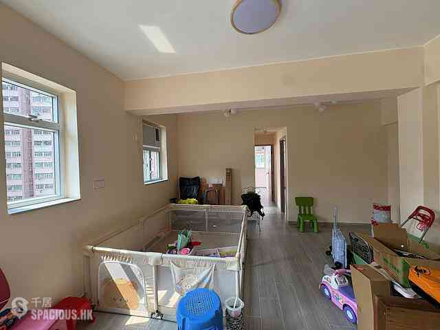 Sai Ying Pun - 276-278, Des Voeux Road West 14