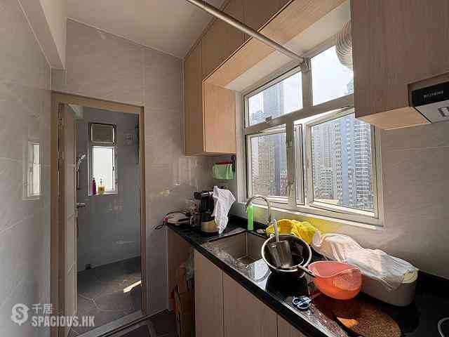 Sai Ying Pun - 276-278, Des Voeux Road West 17