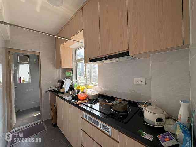 Sai Ying Pun - 276-278, Des Voeux Road West 19