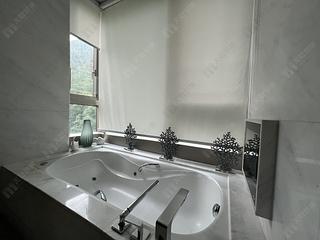 Mid Levels West - Cluny Park 11