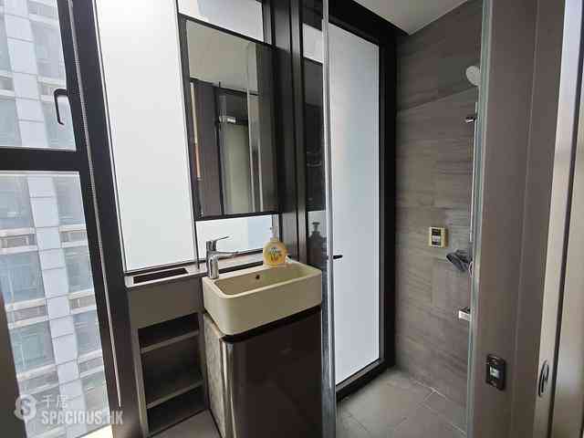 North Point - One Prestige 04