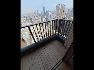 Tai Kok Tsui - Harbour Green Tower 5 02