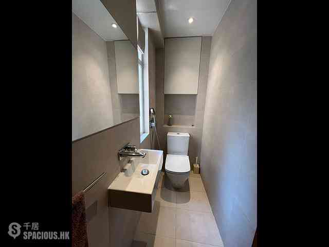 Sheung Wan - Nam Pak Hong Building 01