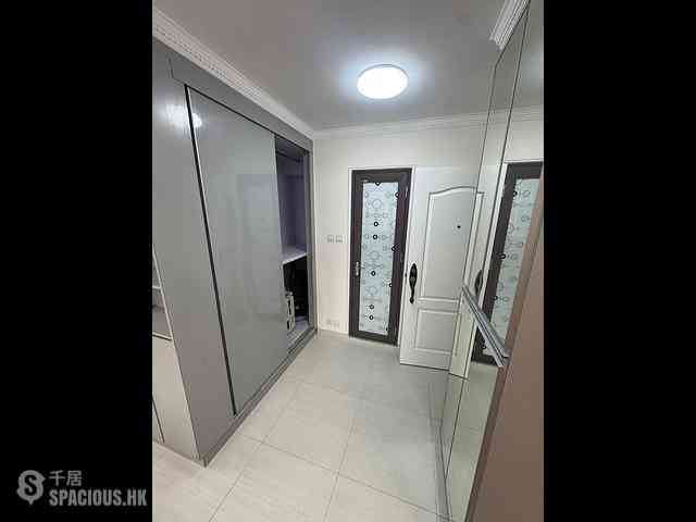 Sai Ying Pun - Andes Plaza 04