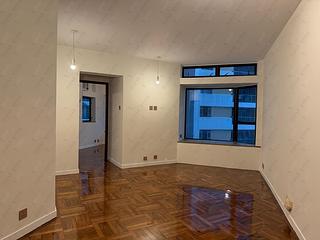 Mid Levels West - Euston Court 04