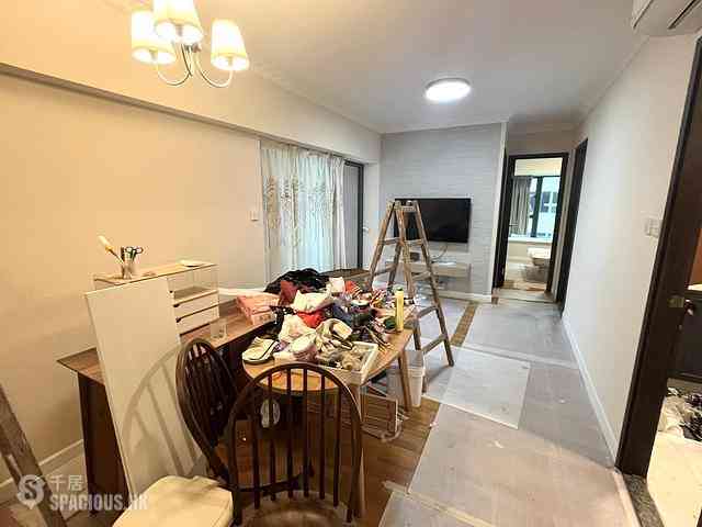 Sai Wan Ho - Grand Promenade Block 6 01
