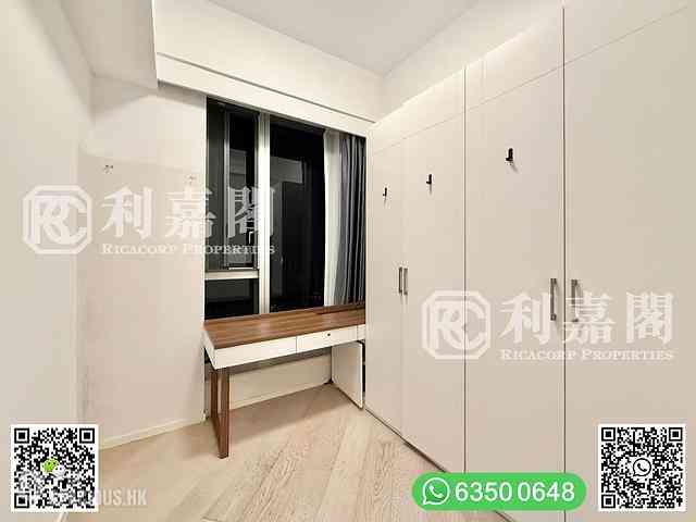 Clear Water Bay - Mount Pavilia 09