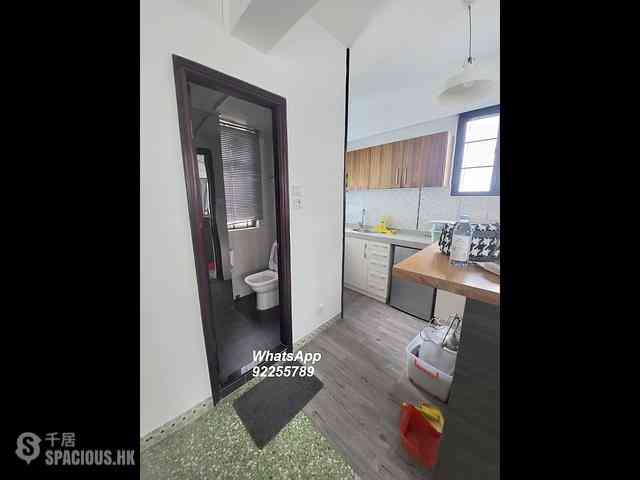 Central - 83-85, Hollywood Road 05
