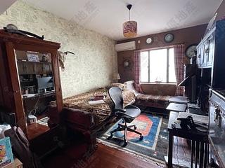 Pok Fu Lam - Baguio Villa Block 31 03