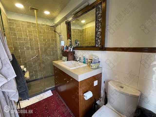 Pok Fu Lam - Baguio Villa Block 31 04