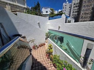 Repulse Bay - Repulse Bay Belleview Garden 06