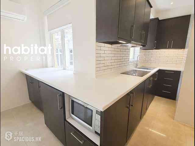 Poho - 152-154, Hollywood Road 03